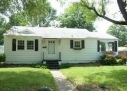 Pre-foreclosure Listing in N 3RD ST WOOD RIVER, IL 62095