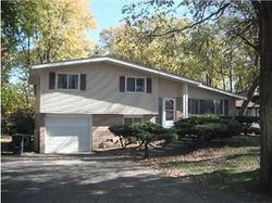 Pre-foreclosure Listing in N MIDLOTHIAN RD MUNDELEIN, IL 60060