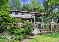 Pre-foreclosure in  OLD SNAKE HILL RD Pound Ridge, NY 10576