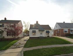 Pre-foreclosure in  E 117TH ST Cleveland, OH 44125