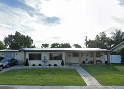 Pre-foreclosure in  INDEPENDENCE RD Miami, FL 33157