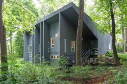 Pre-foreclosure in  HUNTING TRL Batavia, IL 60510