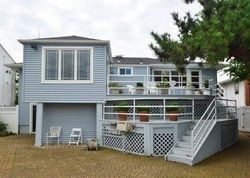 Pre-foreclosure in  OCEAN HARBOR DR Oceanside, NY 11572