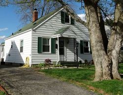 Pre-foreclosure in  WOODLAWN AVE Grove City, OH 43123