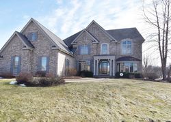Pre-foreclosure in  PRAIRIE LAKES BLVD Saint Charles, IL 60175