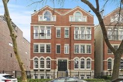 Pre-foreclosure in  N CLEVELAND AVE N Chicago, IL 60610