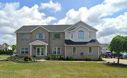  E Royal Hill Dr, Orchard Park NY