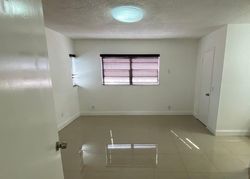  Nw 61st Ave, Miami FL