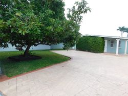 Pre-foreclosure in  SW 42ND TER Miami, FL 33165