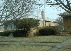 Pre-foreclosure in  KARLOV AVE Midlothian, IL 60445