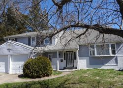 Pre-foreclosure in  YORK CT Blackwood, NJ 08012