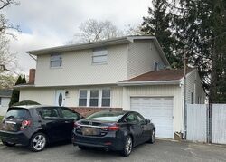 Pre-foreclosure in  GRANNY RD Farmingville, NY 11738