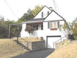 Pre-foreclosure in  LEUMAS RD Cincinnati, OH 45239