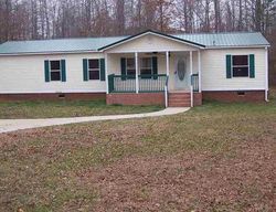Pre-foreclosure in  FRONTIER DR Gaffney, SC 29341