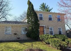 Pre-foreclosure in  BIRCHBARK TRL Carol Stream, IL 60188