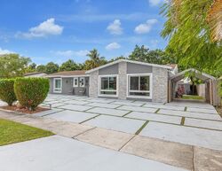 Pre-foreclosure in  SW 108TH CT Miami, FL 33157