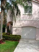  E Trafalgar Cir, Hollywood FL