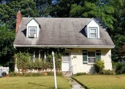 Pre-foreclosure Listing in VALLEY RD WOODLYN, PA 19094