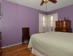 Pre-foreclosure in  ATLANTIC AVE New Hyde Park, NY 11040