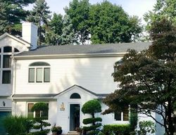  Vanderbilt Dr, Great Neck NY