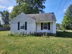 Pre-foreclosure Listing in W WATER ST HARTFORD CITY, IN 47348