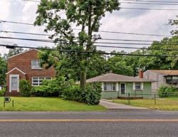 Pre-foreclosure Listing in RED BANK AVE THOROFARE, NJ 08086