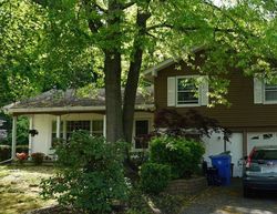 Pre-foreclosure Listing in HARAL PL CHERRY HILL, NJ 08034