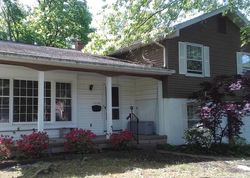 Pre-foreclosure Listing in HARAL PL CHERRY HILL, NJ 08034