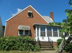 Pre-foreclosure in  E 115TH ST Cleveland, OH 44125