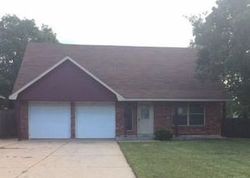 Pre-foreclosure in  SIMMONS DR Oklahoma City, OK 73115