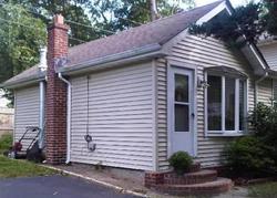 Pre-foreclosure in  JAYNE ST Port Jefferson, NY 11777