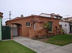 Pre-foreclosure in  4TH AVE Los Angeles, CA 90008