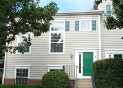 Pre-foreclosure in  VILLAGE CENTER PKWY UNIT 8 Aurora, IL 60506