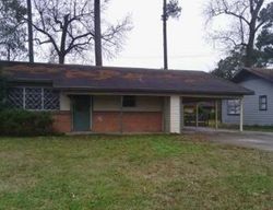 Pre-foreclosure Listing in PICADILLY LN BEAUMONT, TX 77708