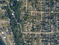 Pre-foreclosure in  BEACH DR SW Seattle, WA 98136