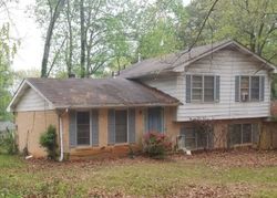 Pre-foreclosure Listing in ROCKBOROUGH DR STONE MOUNTAIN, GA 30083