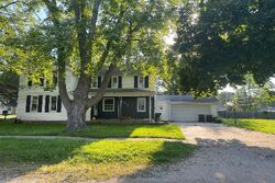 Pre-foreclosure Listing in AVENUE A ROCK FALLS, IL 61071