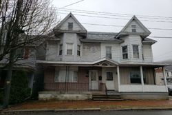 Pre-foreclosure Listing in PINE ST TAMAQUA, PA 18252