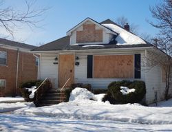 Pre-foreclosure in  S 16TH AVE Broadview, IL 60155