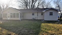 Pre-foreclosure Listing in S HEMLOCK RD MUNCIE, IN 47302