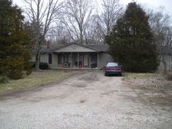 Pre-foreclosure in  N 1580TH ST Marshall, IL 62441