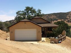 Pre-foreclosure Listing in ZURICH DR TEHACHAPI, CA 93561