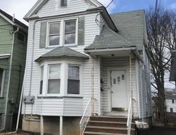 Pre-foreclosure Listing in WILLIAMS ST ROSELLE PARK, NJ 07204