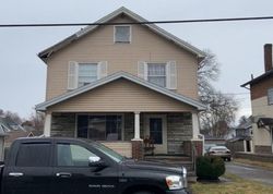 Pre-foreclosure Listing in CARLISLE ST NEW CASTLE, PA 16105