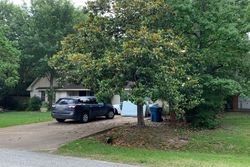 Pre-foreclosure in  FOXBURO DR Houston, TX 77065