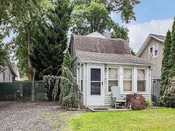 Pre-foreclosure in  W POINT PLEASANT AVE Ocean Gate, NJ 08740