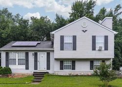 Pre-foreclosure Listing in YEW RD ESSEX, MD 21221