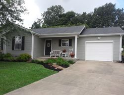Pre-foreclosure Listing in HEART LN CAMPBELLSVILLE, KY 42718