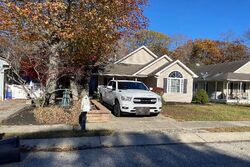 Pre-foreclosure in  OSPREY DR Cape May, NJ 08204