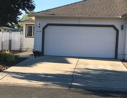 Pre-foreclosure in  CRYSTAL DR Eagle Point, OR 97524